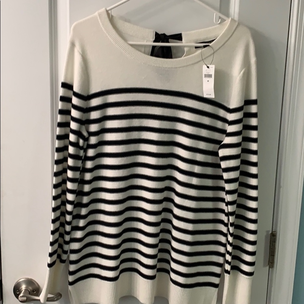 Banana Republic cream black sweater NWT